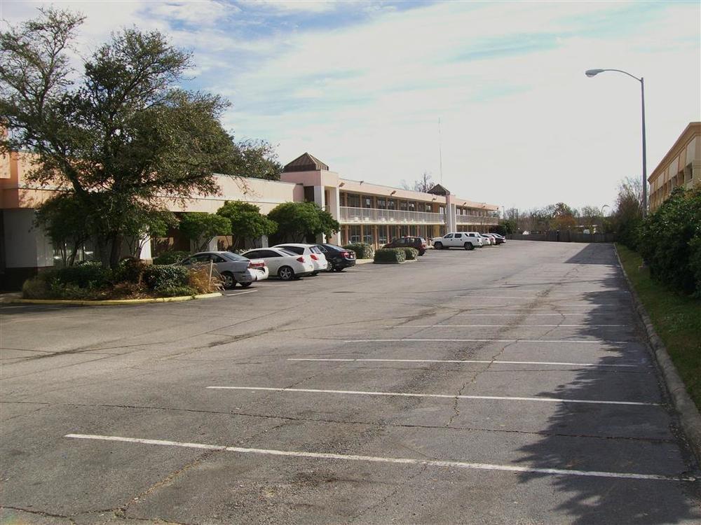 Prairieville Econo Lodge Baton Rouge מראה חיצוני תמונה
